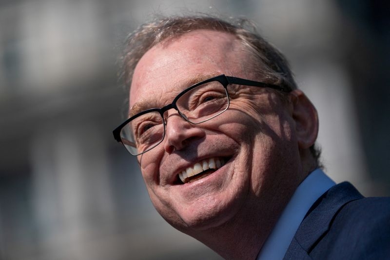 White House adviser Hassett emerging as serious contender for next Fed chair, WSJ reports
