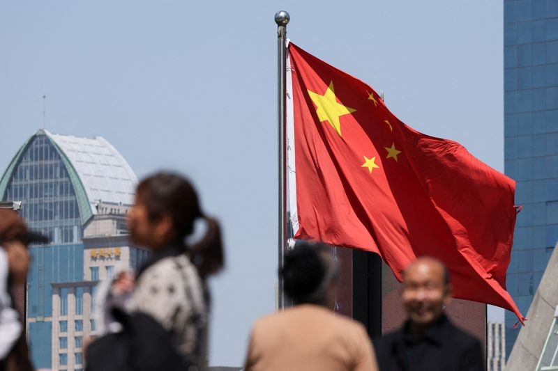 Chinese banks stumble on Beijing's consumer lending push