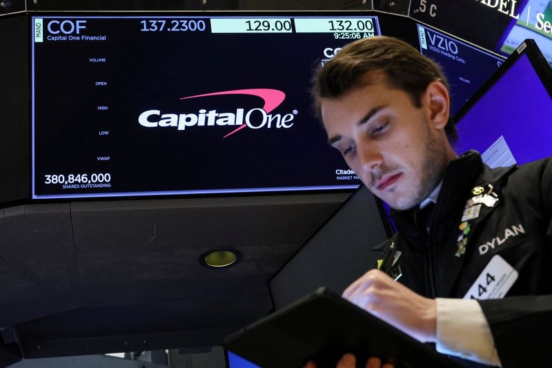 Capital One reports higher profit as interest income, fees rise