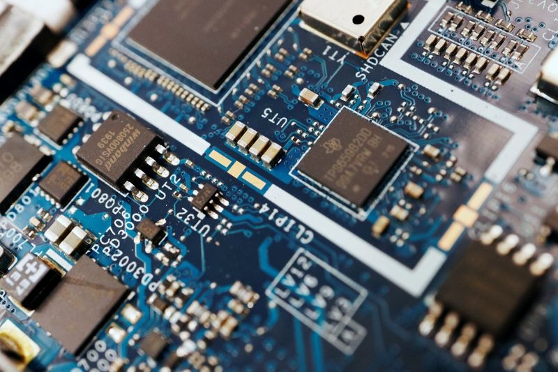 Two Chinese chip firms plan $1.7 billion IPOs, bet US export curbs to spur growth