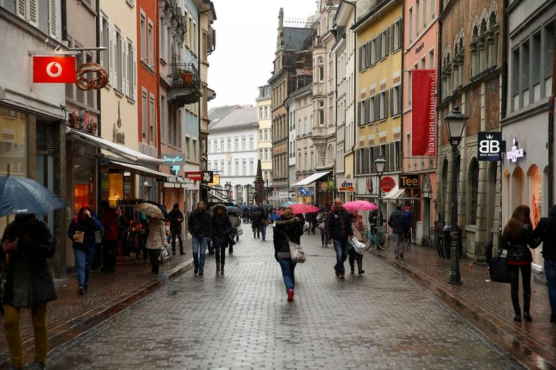 German consumer sentiment unexpectedly worsens in March, GfK finds