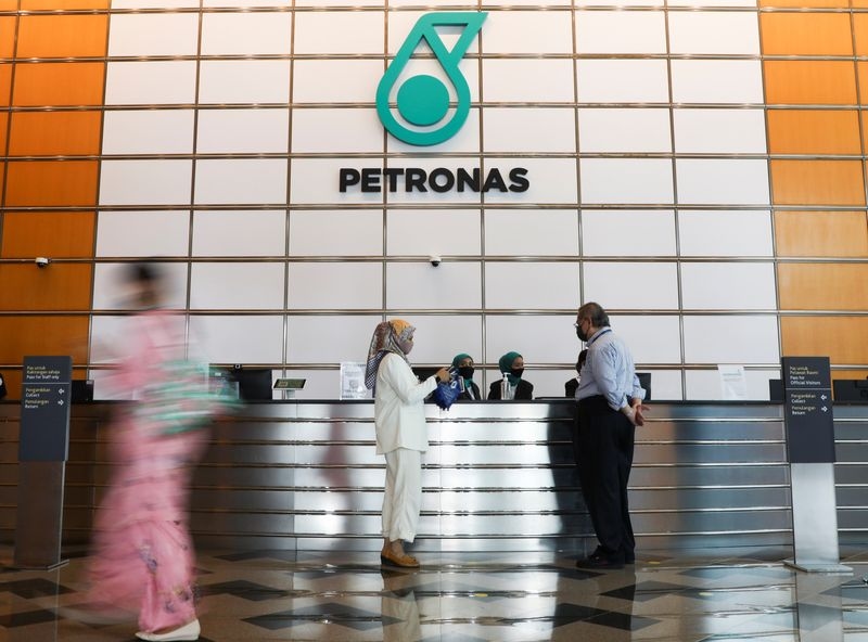 Petronas ships its first LNG cargo to Japan from its new facility in Canada