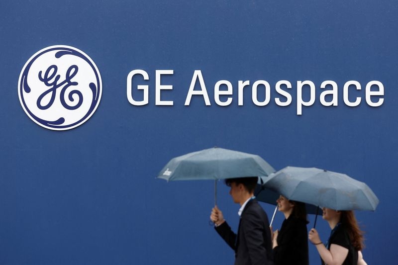 Exclusive-US lifts license suspensions for GE jet engines to China's COMAC