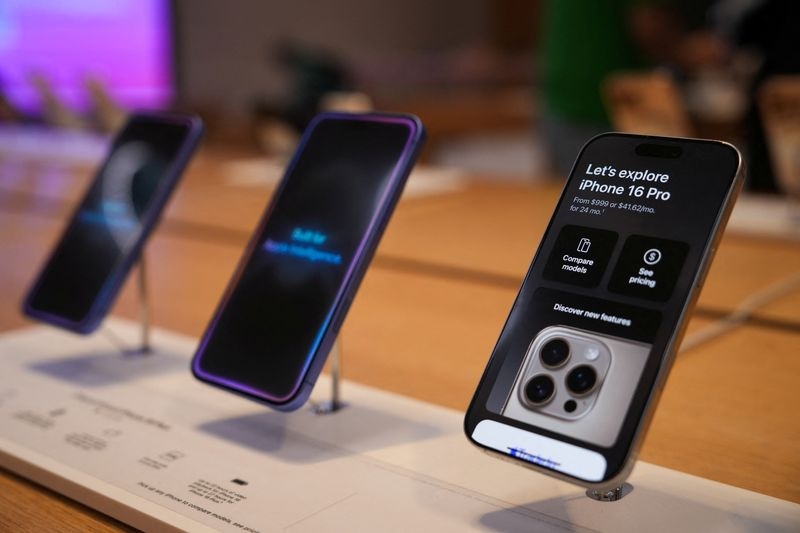IDC sees growth in global smartphone market, despite tariffs, macroeconomic uncertainty