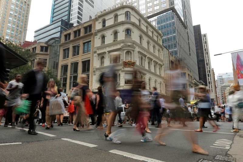 Australia unemployment rate climbs to 3-1/2-year high in June