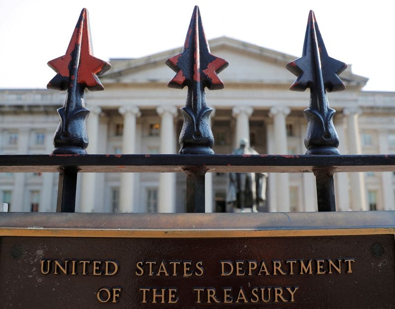 US Treasury keeps notes, bonds auction sizes steady, increases debt buybacks