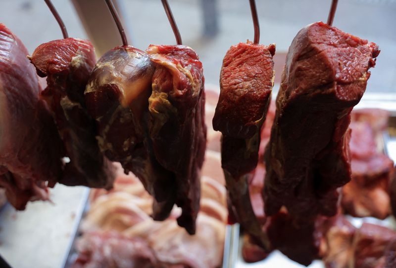 Meatpackers rethink beef exports to US after Trump tariffs, industry lobby says