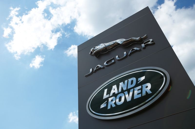 US NHTSA launches probe into about 92,000 Jaguar Land Rover vehicles