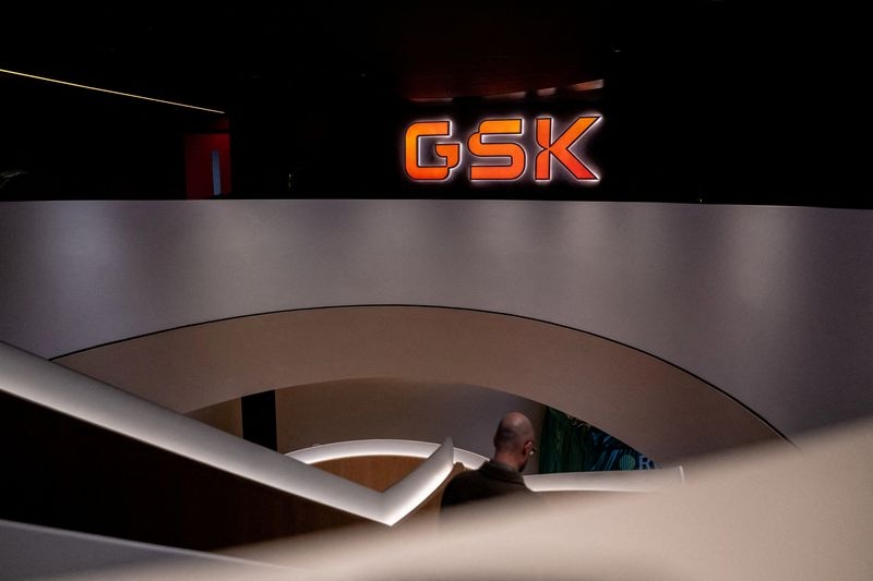 GSK expects sales and profit at top end of forecast range after second-quarter beat