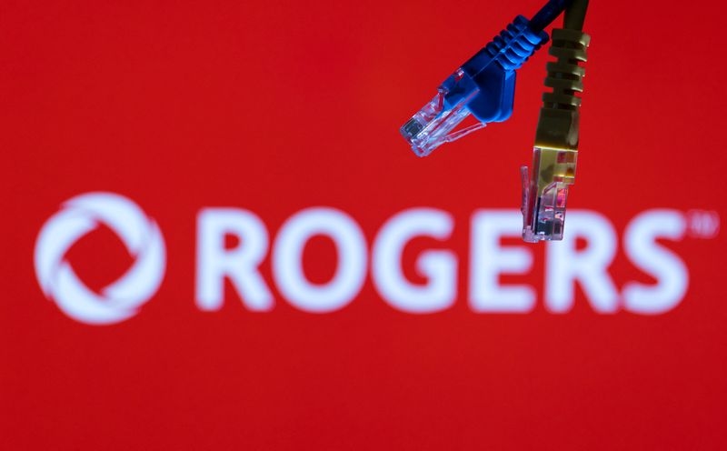Canada's Rogers Communications beats quarterly revenue estimates
