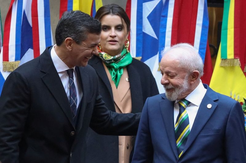 Brazil's Lula to visit Paraguay following invitation from President Pena
