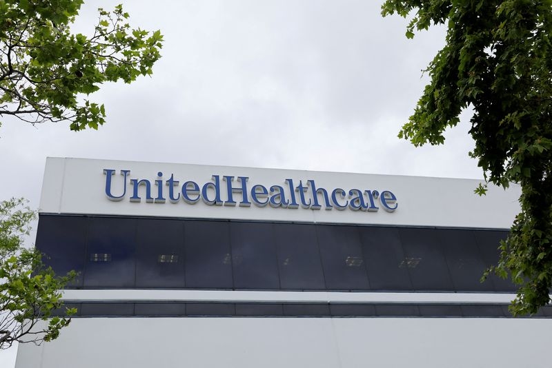 UnitedHealth names Wayne DeVeydt as CFO