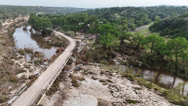 Texas flood witness recalls furniture, trees and RVs swept down river