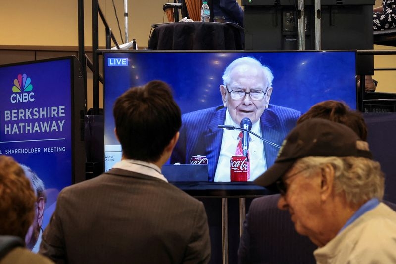 Berkshire takes $3.8 billion Kraft Heinz write-down, operating profit falls