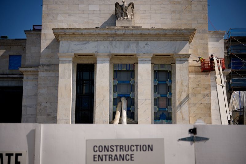 Fed expected to keep rates unchanged as it sifts through mixed economic data