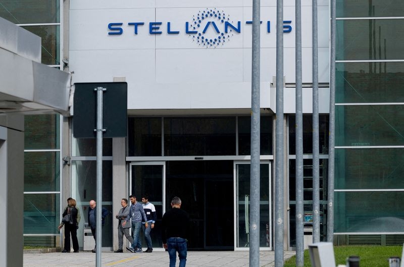 Stellantis seeking more time to meet EU's CO2 targets on utility vehicles