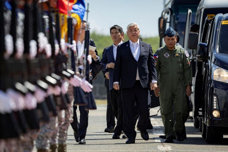 Japan to export used destroyers to Philippines to deter China, Yomiuri reports