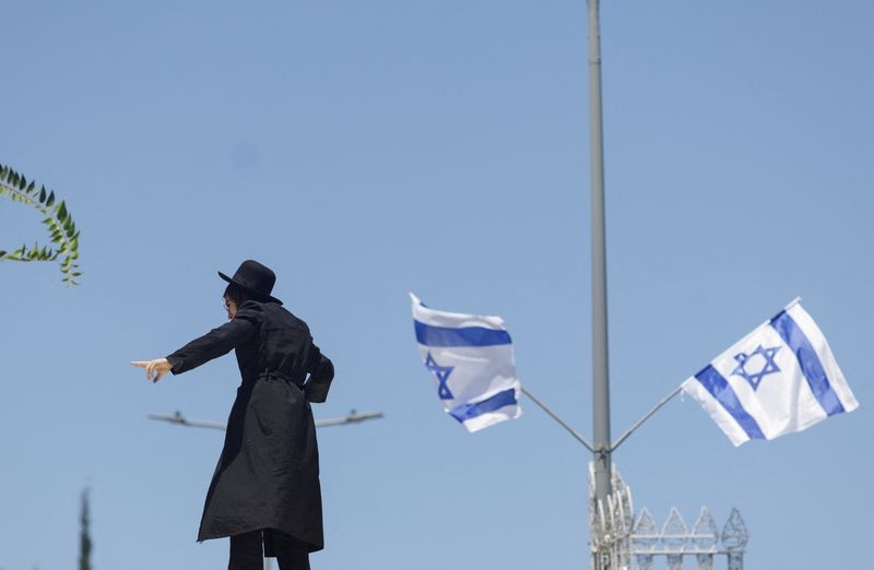 Israel to issue 54,000 call-up notices to ultra-Orthodox students