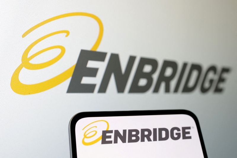 Canada's Enbridge to invest $900 million in Texas solar project