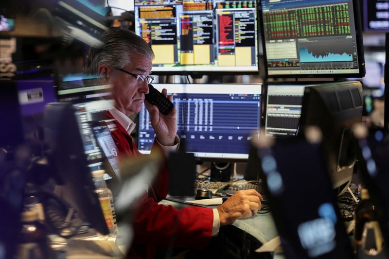 US stock futures steady as investors await payrolls data