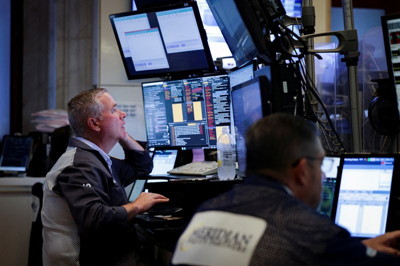 S&P 500, Nasdaq futures inch up as investors focus on trade negotiations