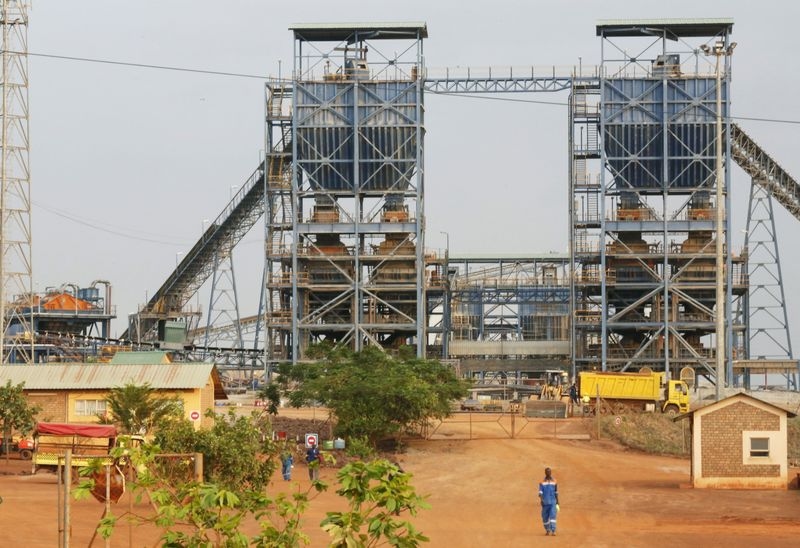 Exclusive-China's Zijin leads race to buy Barrick's Ivory Coast Tongon gold mine, sources say