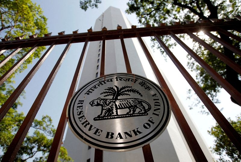 India cenbank announces reverse repo to arrest fall in overnight rates