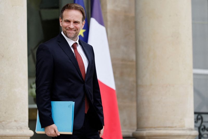 French ministers say EU-US trade deal has merits but is also unbalanced