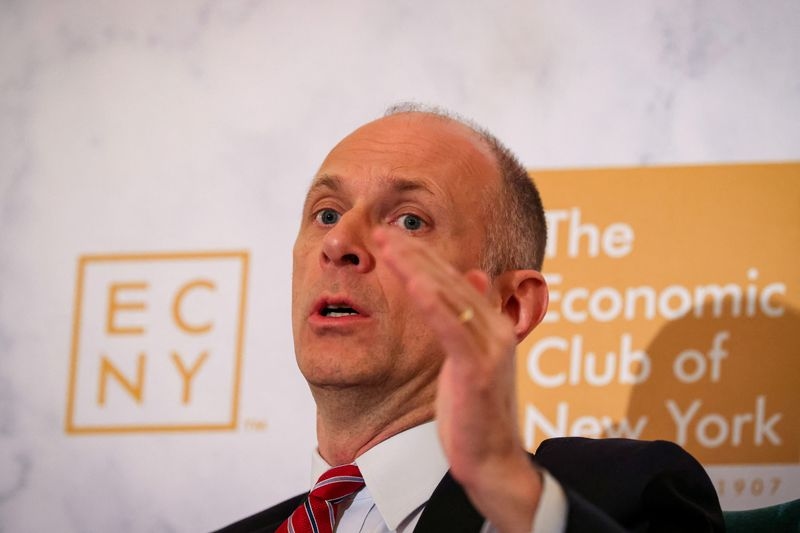 Fed's Goolsbee: Need to wait until anxiety recedes to feel comfortable about outlook