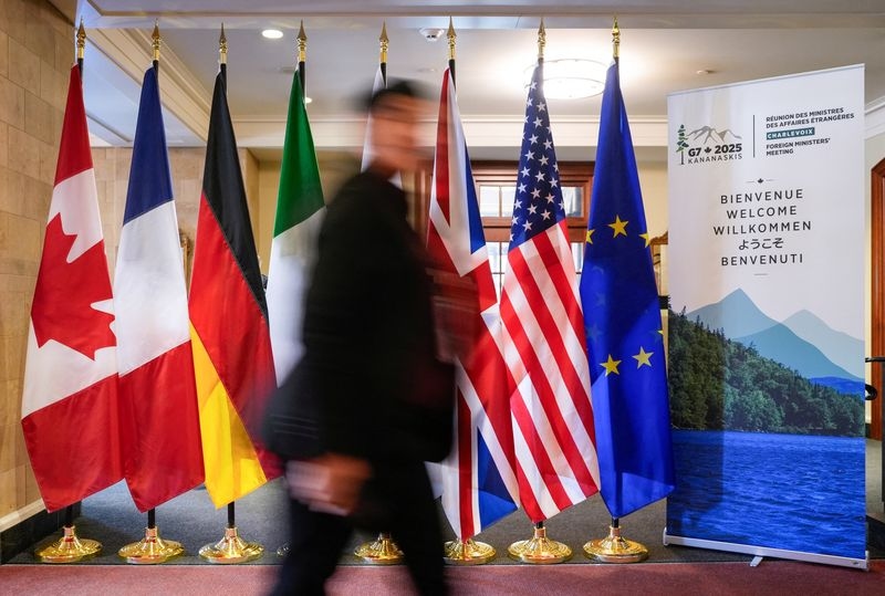 G7 agrees to avoid higher taxes for US and UK companies