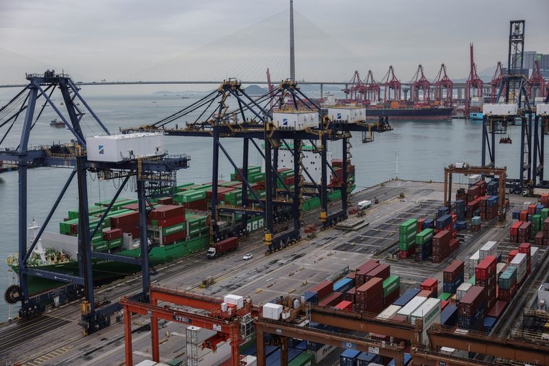 China pushes for tariff cancellation to end US trade war