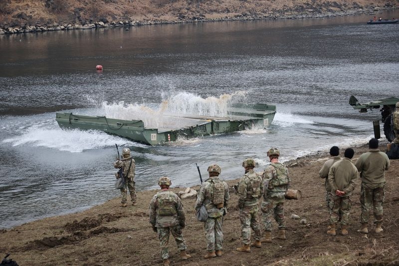 South Korea, US wrap up annual military drills, stage joint river-crossing