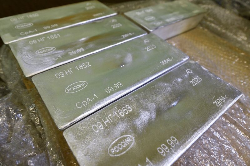 Indian investors flock to silver as returns overtake those from gold