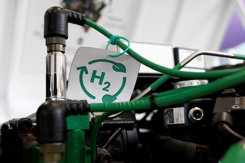 Drillers, unions urge US senators to preserve hydrogen credit