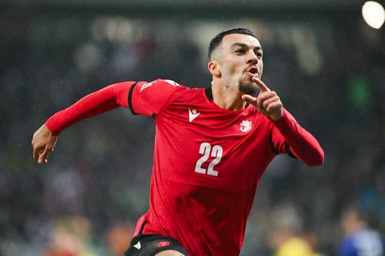 Roma among clubs interested in Mikautadze