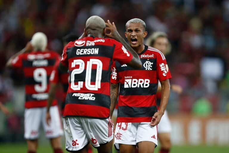 Roma offer €25m for Wesley