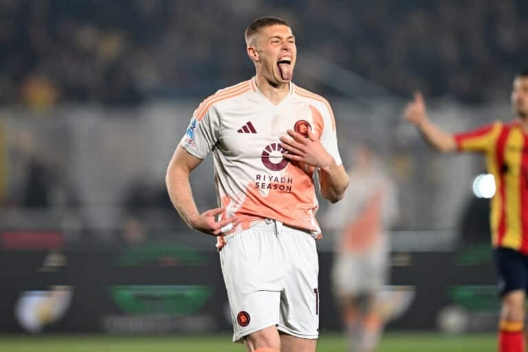 Besiktas inquire about Artem Dovbyk