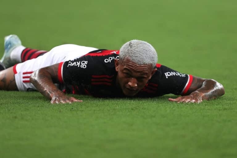 Flamengo reject Everton's first offer for Wesley