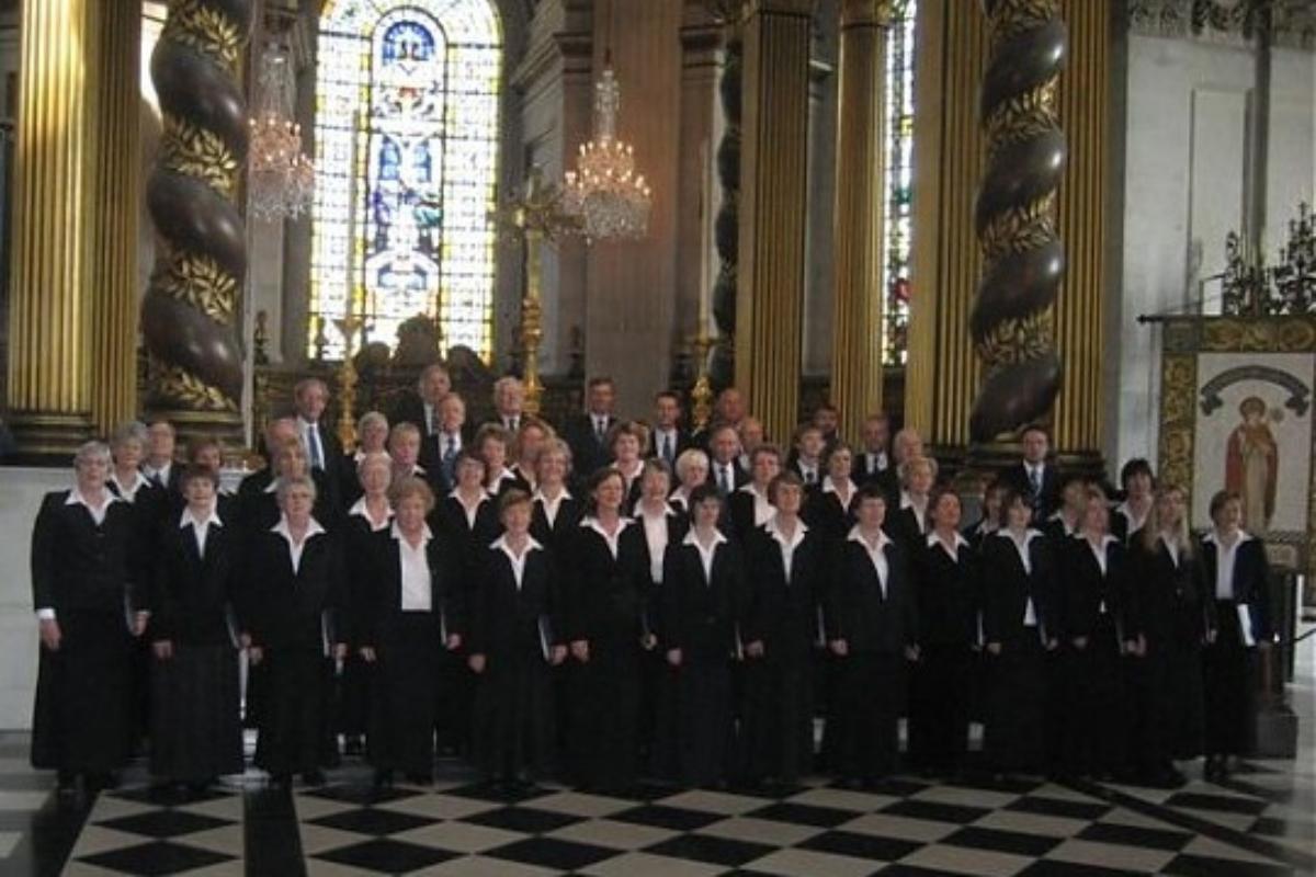 Choir celebrates 50th anniversary with gala concert