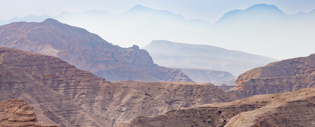 First Signs of a 'Ghost' Plume Reshaping Earth Detected Beneath Oman