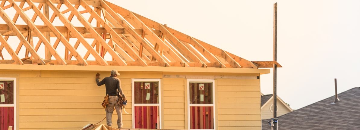 Why Cavco Industries, Inc. (NASDAQ:CVCO) Could Be Worth Watching