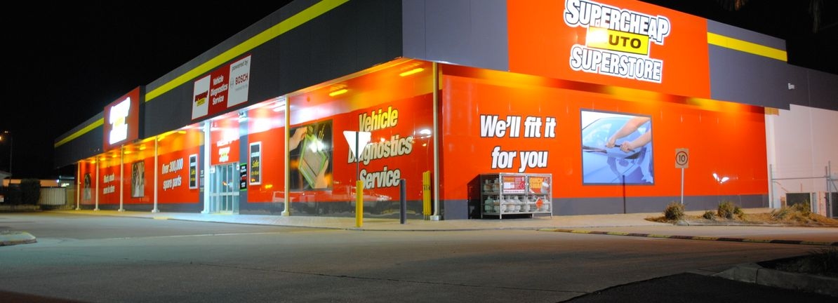 Is Super Retail Group Limited's (ASX:SUL) Stock's Recent Performance A Reflection Of Its Financial Health?