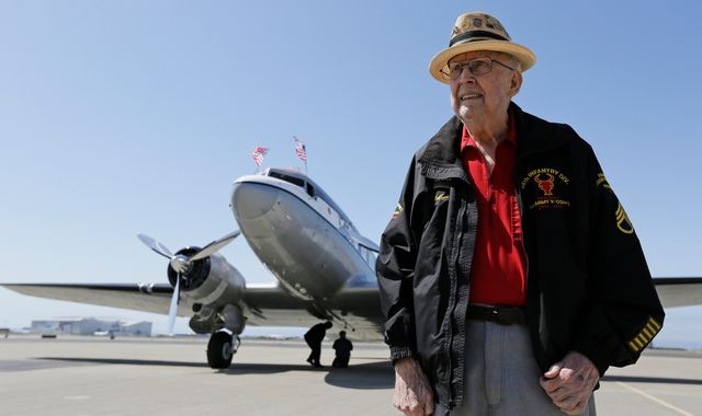 D-Day veteran "Papa Jake" Larson who became TikTok star dies aged 102
