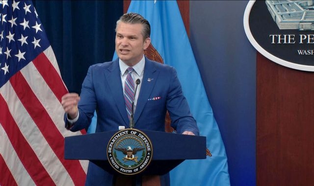 US defence secretary's Iran strikes briefing turned into a full throttle assault on the press