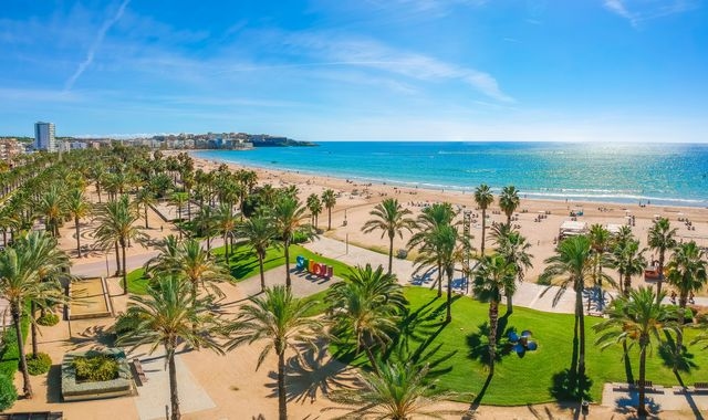 Two British boys, 11 and 13, drown off Catalan coast, Spanish officials say
