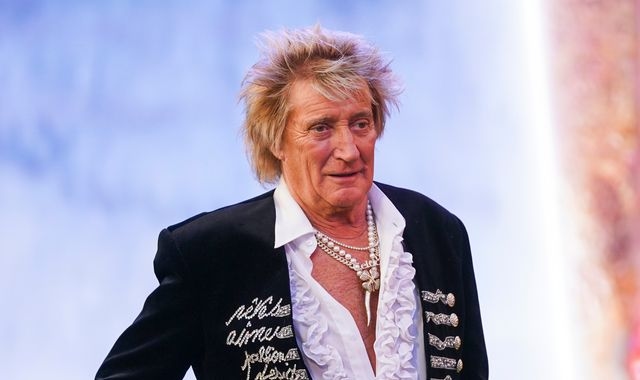 Sir Rod Stewart 'devastated' after cancelling more US concerts as he recovers from flu