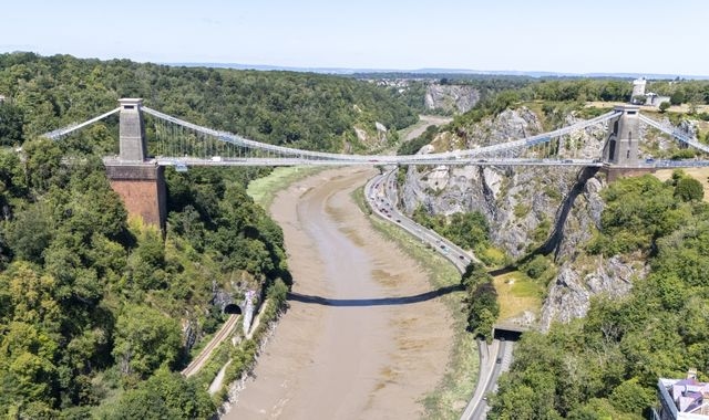 Pubgoers near Clifton Suspension Bridge 'traumatised' after mistakenly offering to help killer who had victims' remains in suitcases