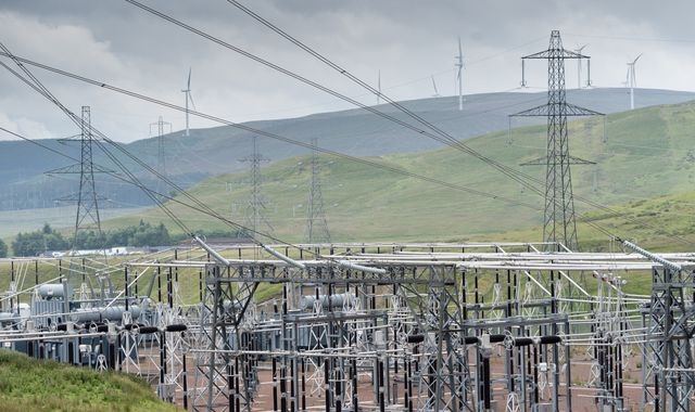 Spanish-owned Scottish Power sparks merger talks with Ovo Energy