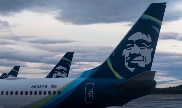 Alaska Airlines grounds all flights after IT outage