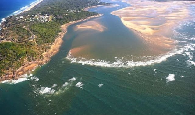 British father and son drown off Australian coast